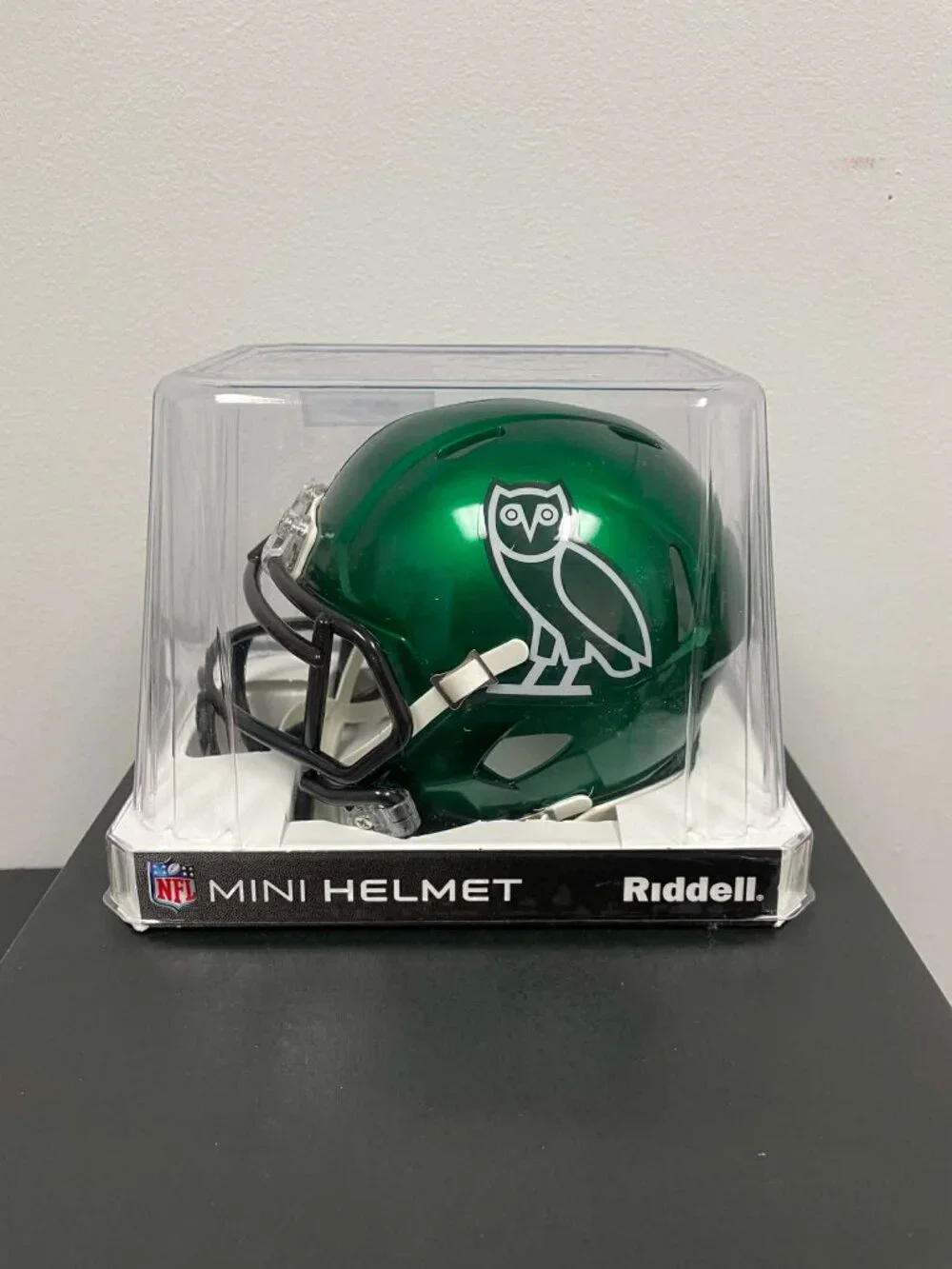 OVO x Riddell NFL Mini Helmet - New York Jets